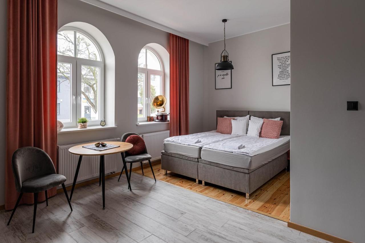 Apartamenty W Kamienicy Σίερατζ Εξωτερικό φωτογραφία